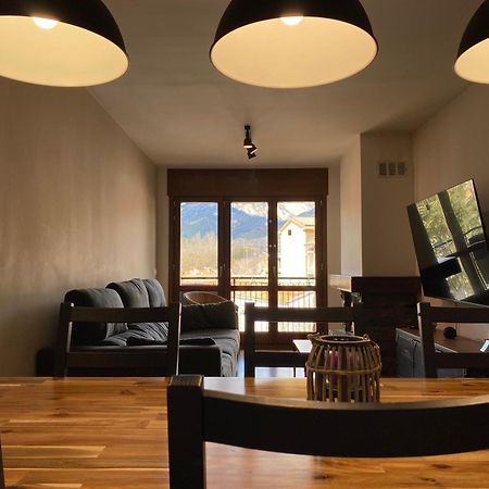 Apartamento Gold Cadi Ґуардіола-да-Барґаза Екстер'єр фото