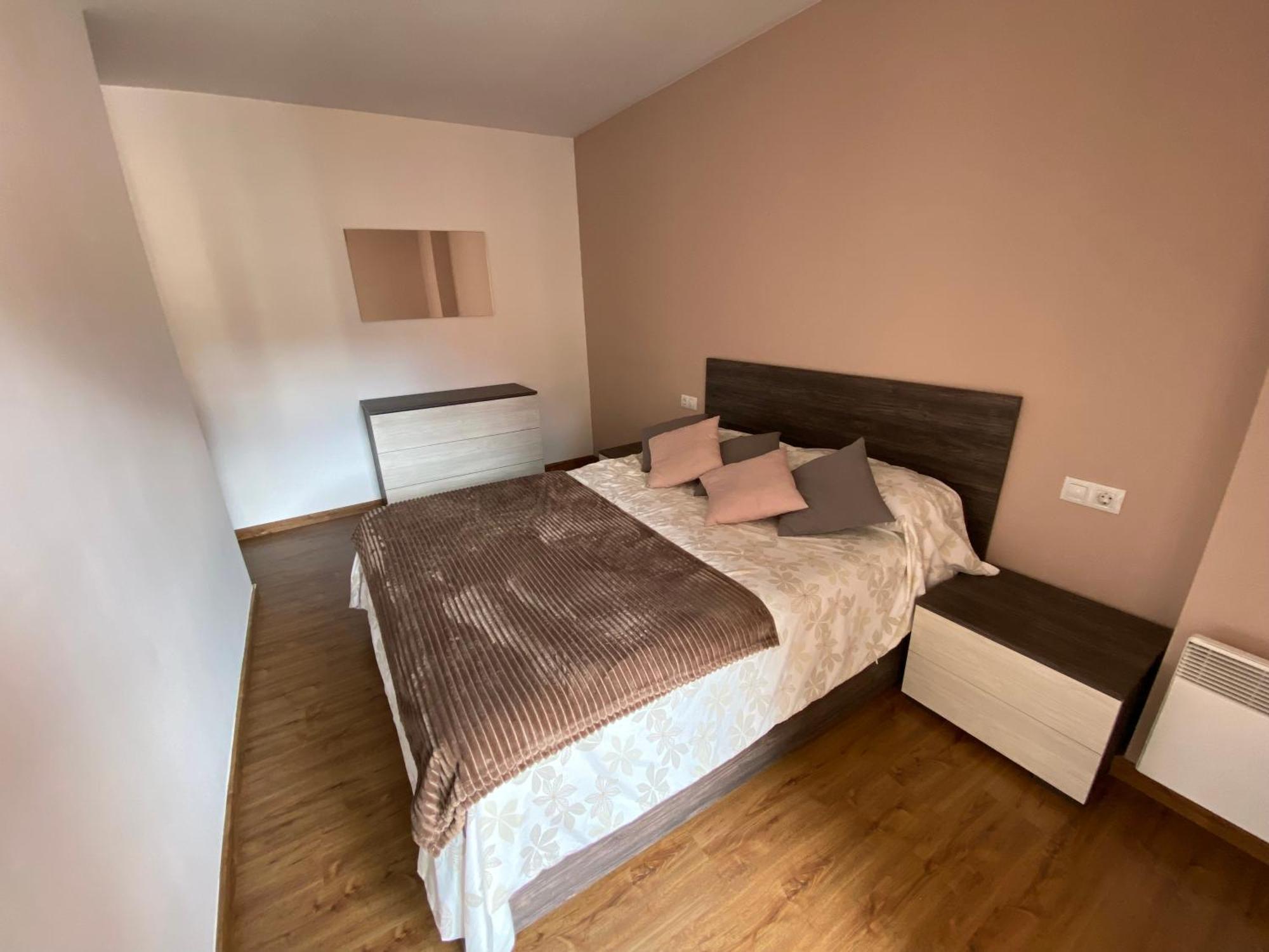 Apartamento Gold Cadi Ґуардіола-да-Барґаза Екстер'єр фото